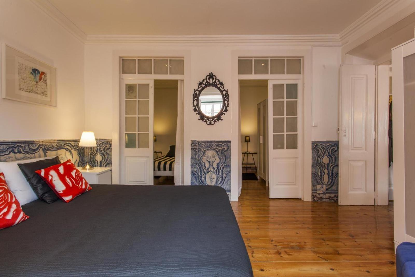 C2 Bairro Alto 18Th Century Beautiful Apartment Lisboa Exterior foto